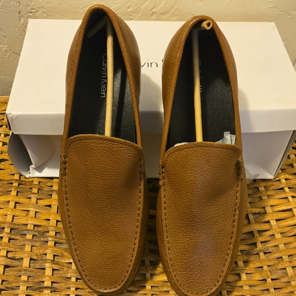 Calvin Klein Mens Landen Tumbled Leather Slipon Loafer NWT